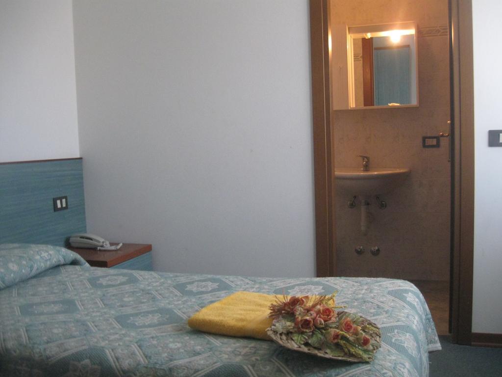 Albergo Del Turista Vernasca ภายนอก รูปภาพ