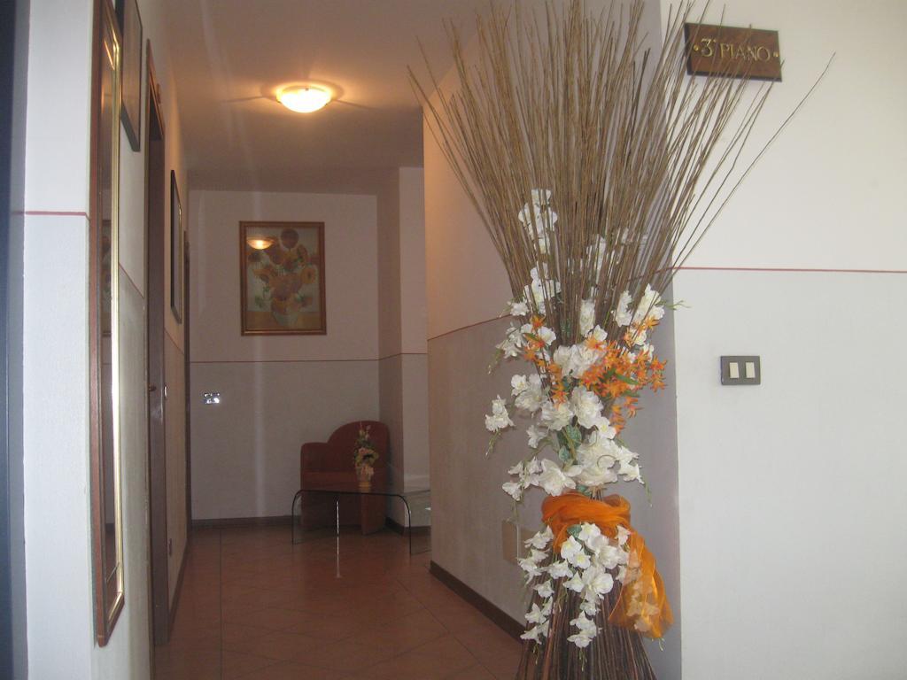 Albergo Del Turista Vernasca ภายนอก รูปภาพ