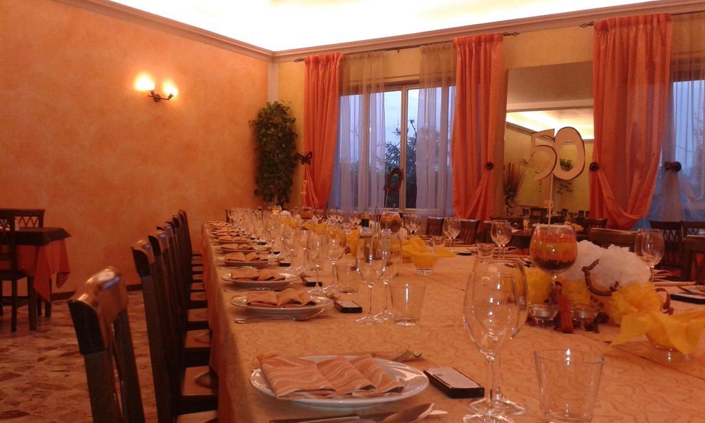Albergo Del Turista Vernasca ภายนอก รูปภาพ