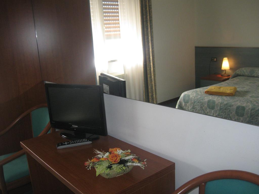 Albergo Del Turista Vernasca ห้อง รูปภาพ