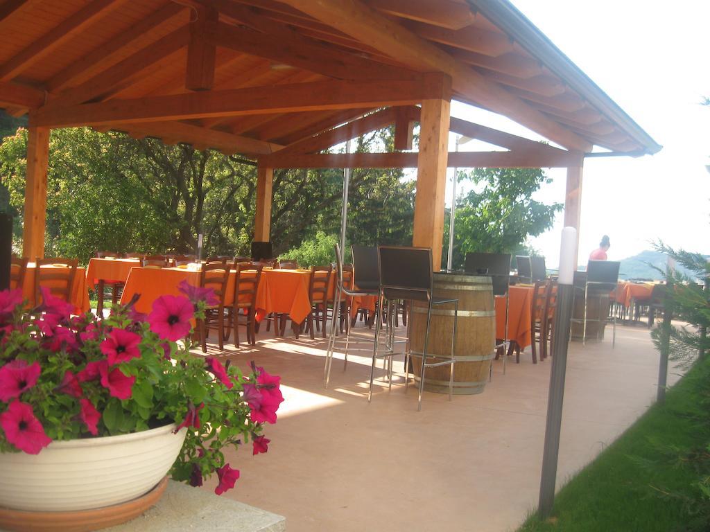 Albergo Del Turista Vernasca ภายนอก รูปภาพ